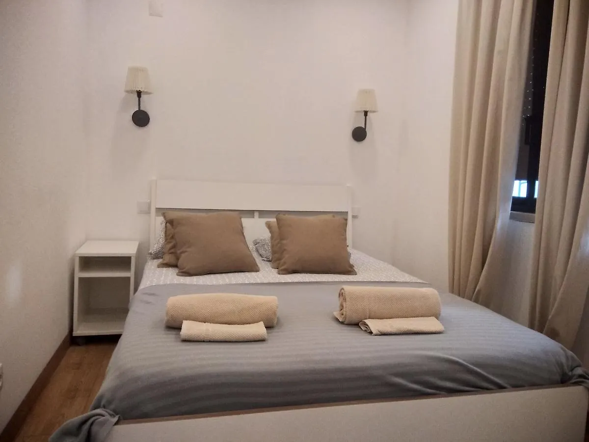 Oriente Dna Studios Apartment Lisbon 0*,