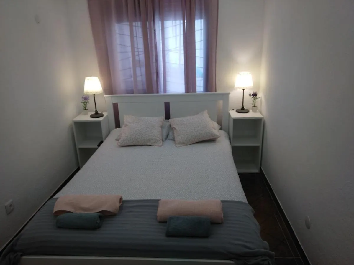 Apartment Oriente DNA Studios Lissabon
